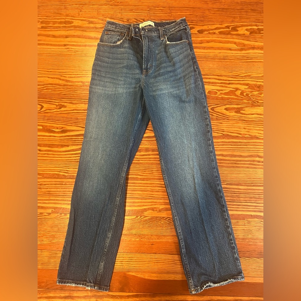 Women’s Abercrombie & Fitch Blue Straight Jeans - The 90s Ultra High Rise